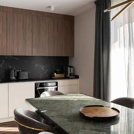Scala 60e Center Premium With Parking By Lion * Gdaňsk